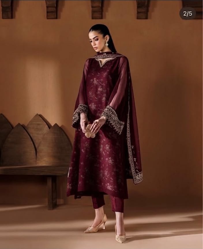 BAROQUE Luxury Chiffon Printed & Embroidered 3 Piece Suit – Black & Maroon