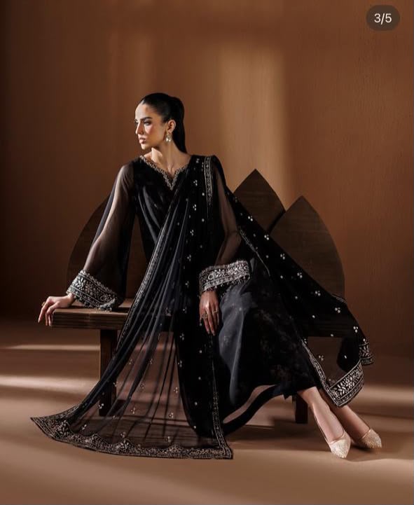 BAROQUE Luxury Chiffon Printed & Embroidered 3 Piece Suit – Black & Maroon