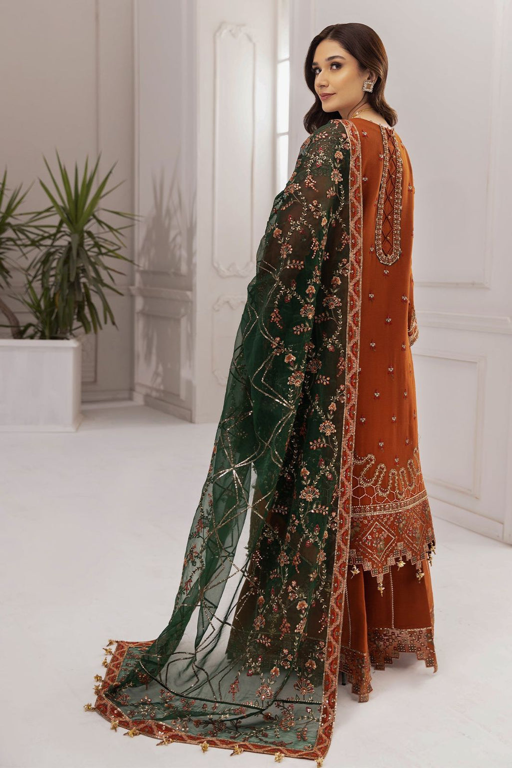 Alizeh Embroidered Chiffon Unstitched 3 Piece Suit with Net Dupatta