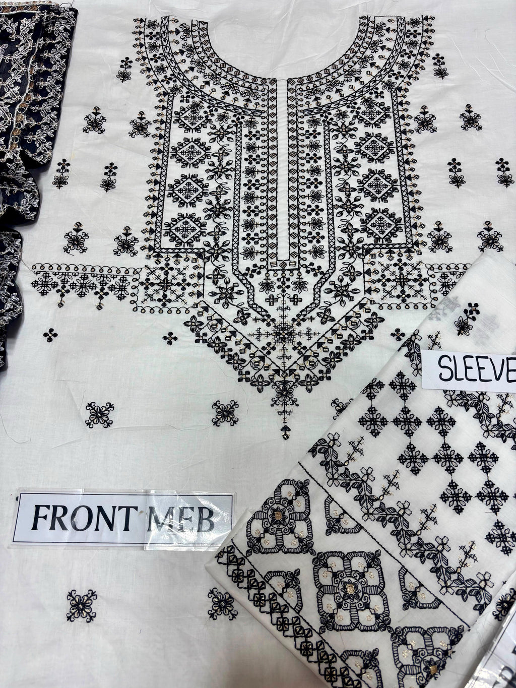 Baroque Premium Air-Jet Lawn Embroidered 3 Piece Suit with Bember Chiffon Dupatta