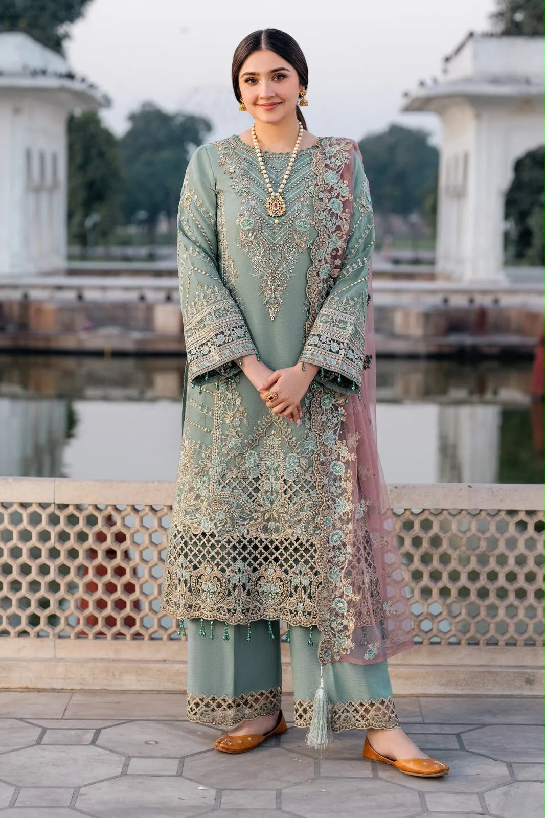 Imrozia Chiffon & Net Embroidered 3 Piece Unstitched Suit with Handwork