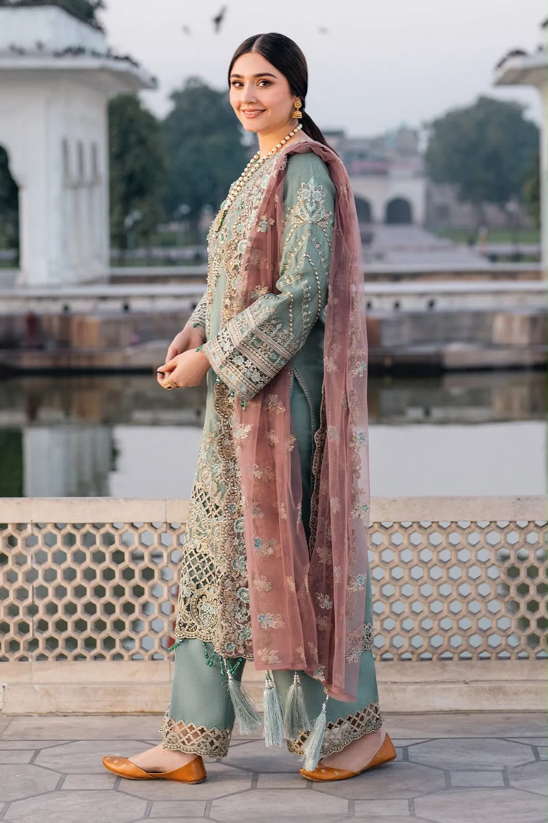 Imrozia Chiffon & Net Embroidered 3 Piece Unstitched Suit with Handwork