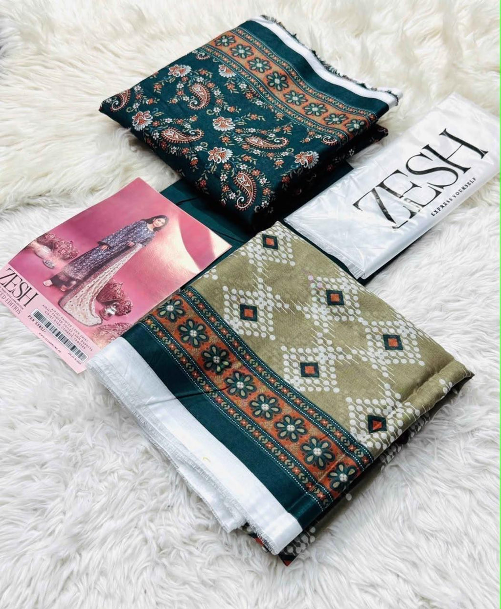 Zesh Safina Printed Lawn 3 Piece Unstitched Suit for Women – Original Summer Collection