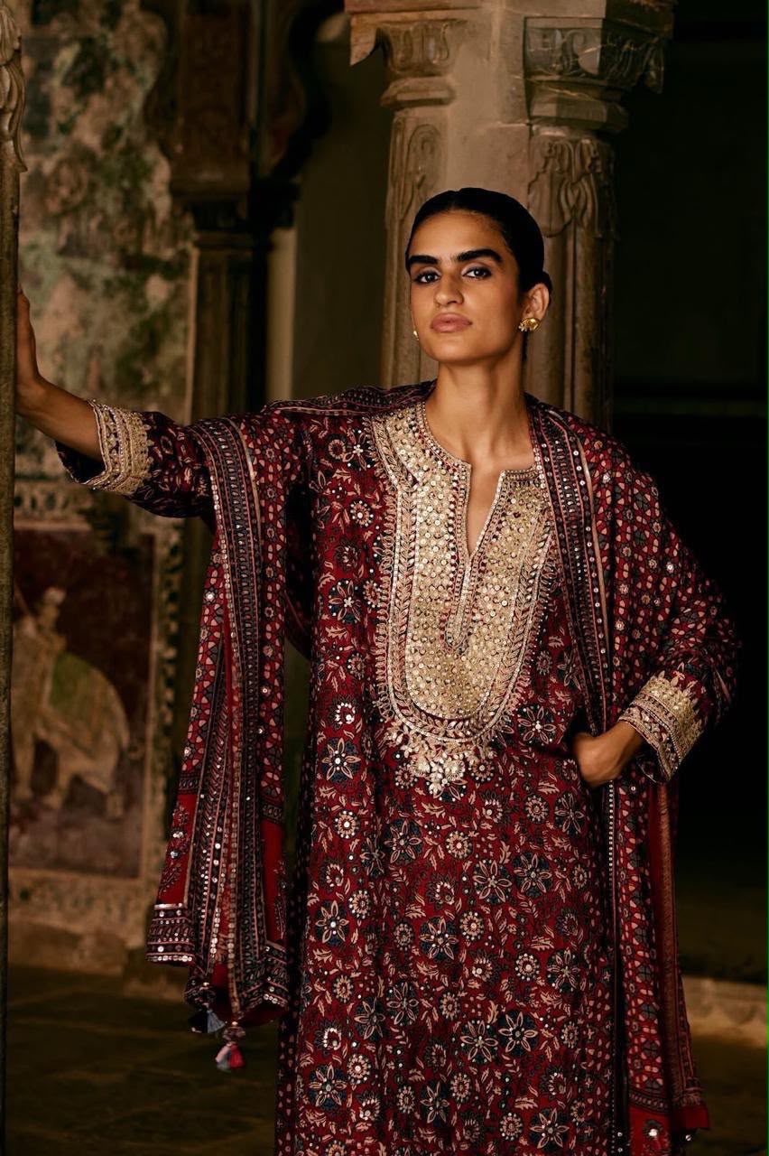 Luxury Embroidery Patches Suit – Ready to Wear Chiffon Dupatta